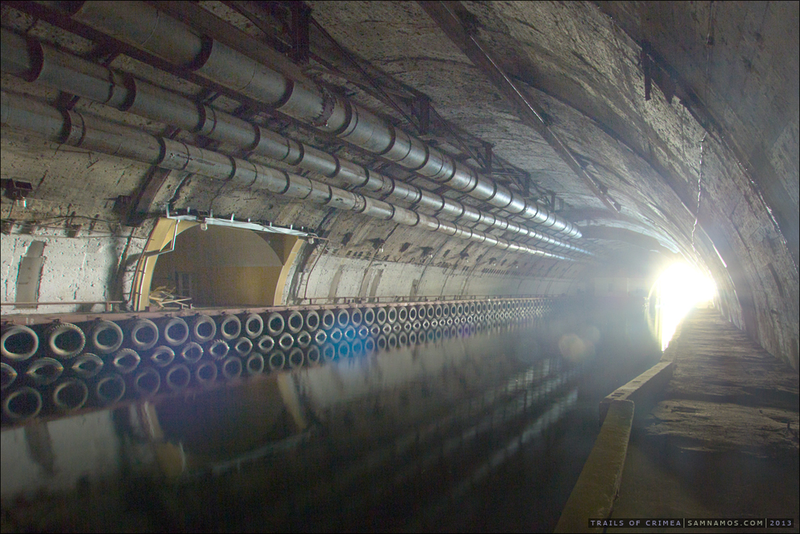 Illustration for article titled Journey into the Dystopian World of Abandoned Soviet Submarine Bases